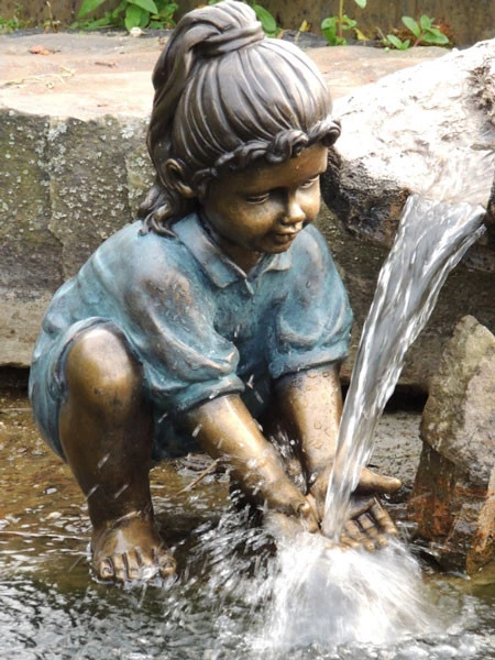 Dekofigur "Anna" Aus Polystone (Art.Nr. Gr830) 4 Dekofigur "Anna" Aus Polystone (Art.Nr. Gr830) – Bild 2