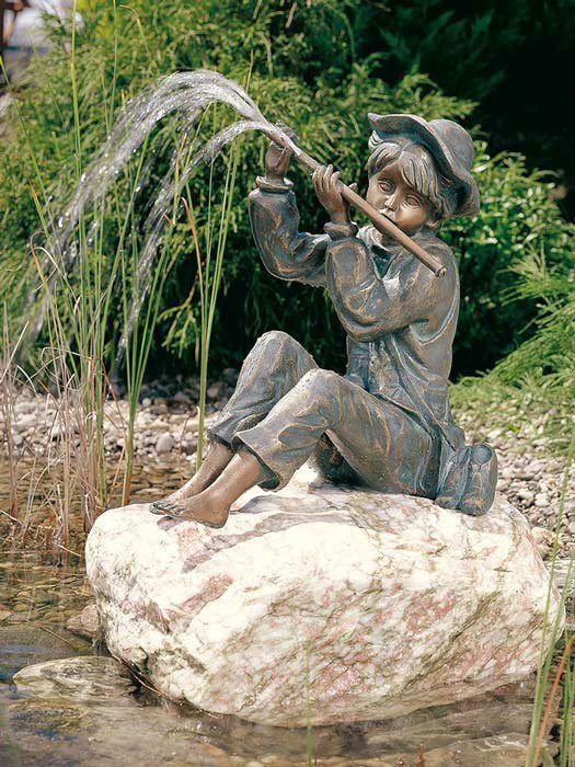 Bronzefigur Hans (Art.Nr. 88122) 3 Bronzefigur Hans (Art.Nr. 88122)