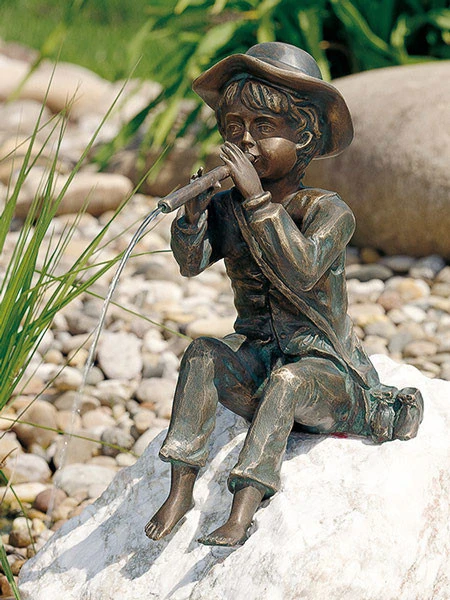 Bronzefigur Toni Groß (Art.Nr. 88377) 3 Bronzefigur Toni Groß (Art.Nr. 88377)